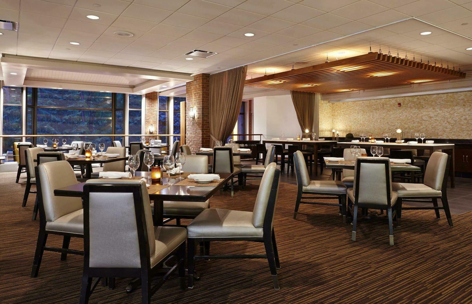 Hilton Westchester Rye Brook Exteriér fotografie